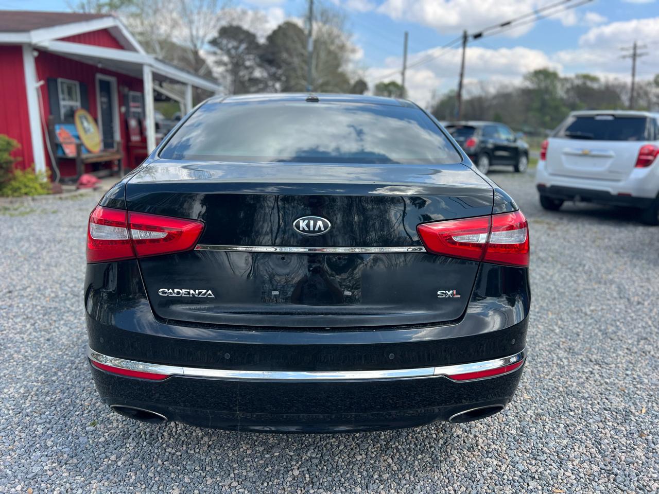 Kia Cadenza 4dr Sdn Limited 2015