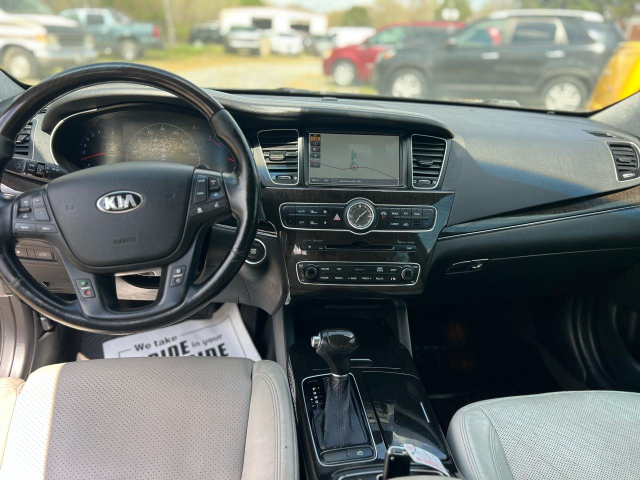 Kia Cadenza 4dr Sdn Limited 2015