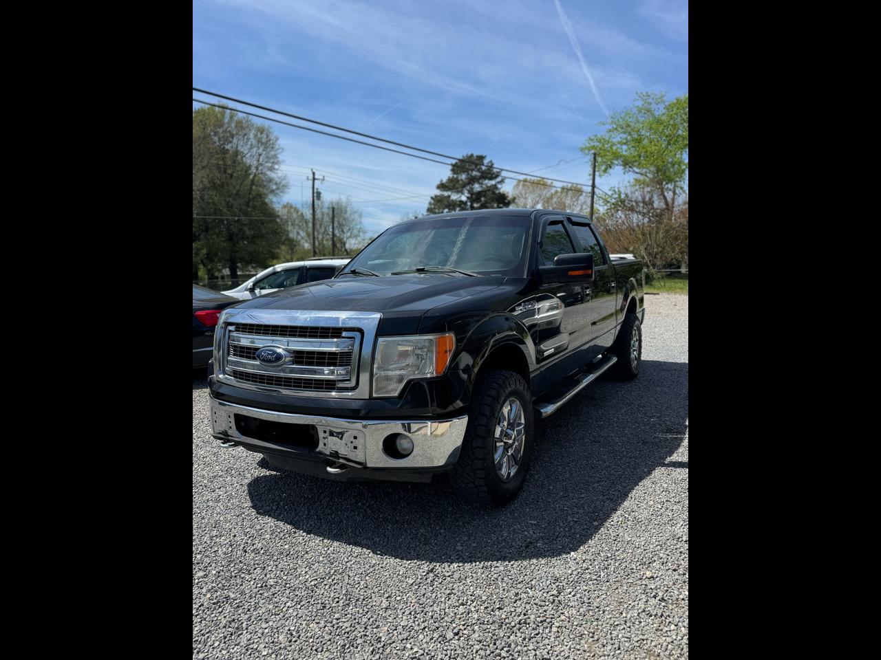 2013 Ford F-150 4WD SuperCrew 139" XLT