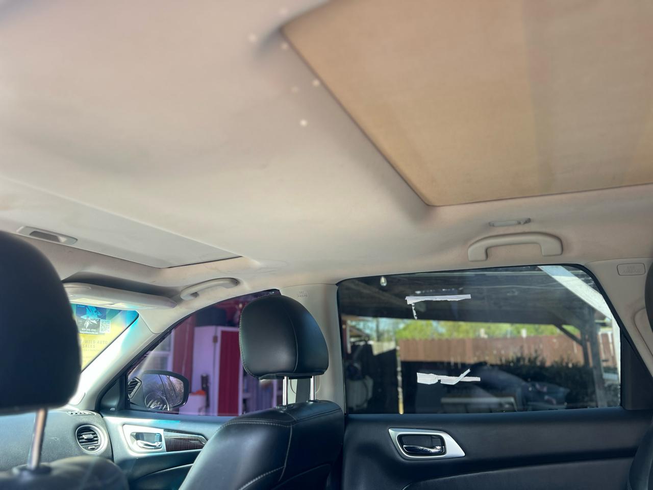 Nissan Pathfinder 4WD 4dr Platinum 2015