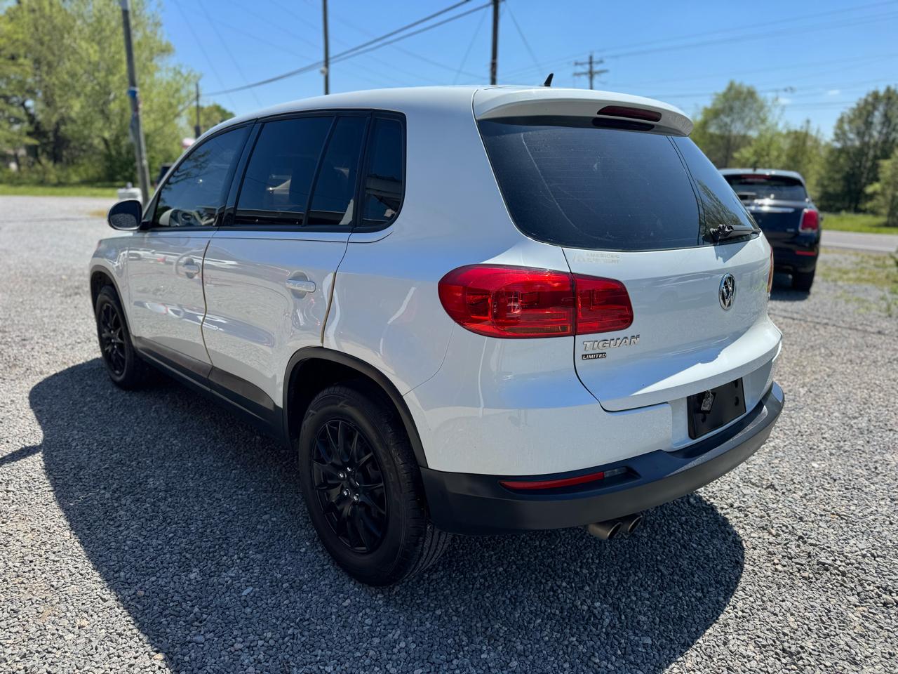 Volkswagen Tiguan Limited 2.0T FWD 2018