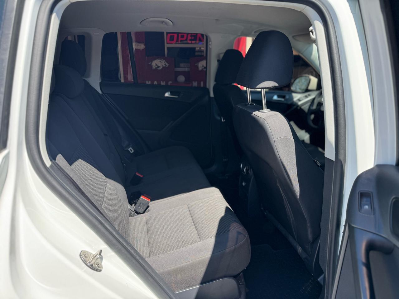 Volkswagen Tiguan Limited 2.0T FWD 2018