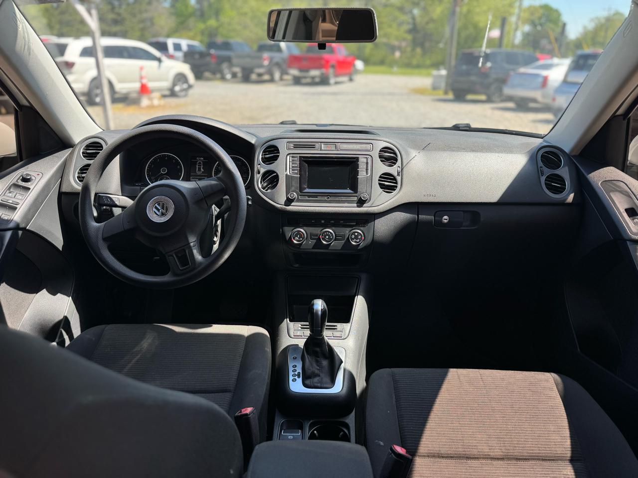 Volkswagen Tiguan Limited 2.0T FWD 2018