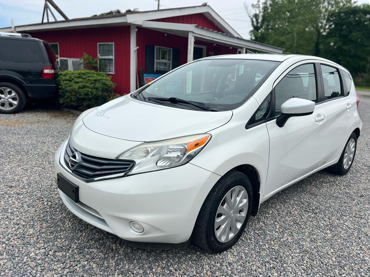 Nissan Versa Note 5dr HB CVT 1.6 SV 2015