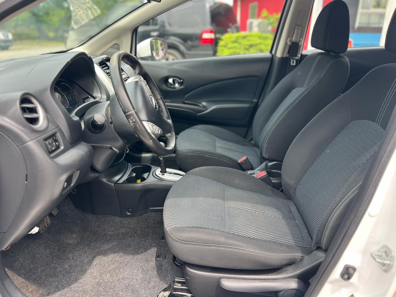 Nissan Versa Note 5dr HB CVT 1.6 SV 2015