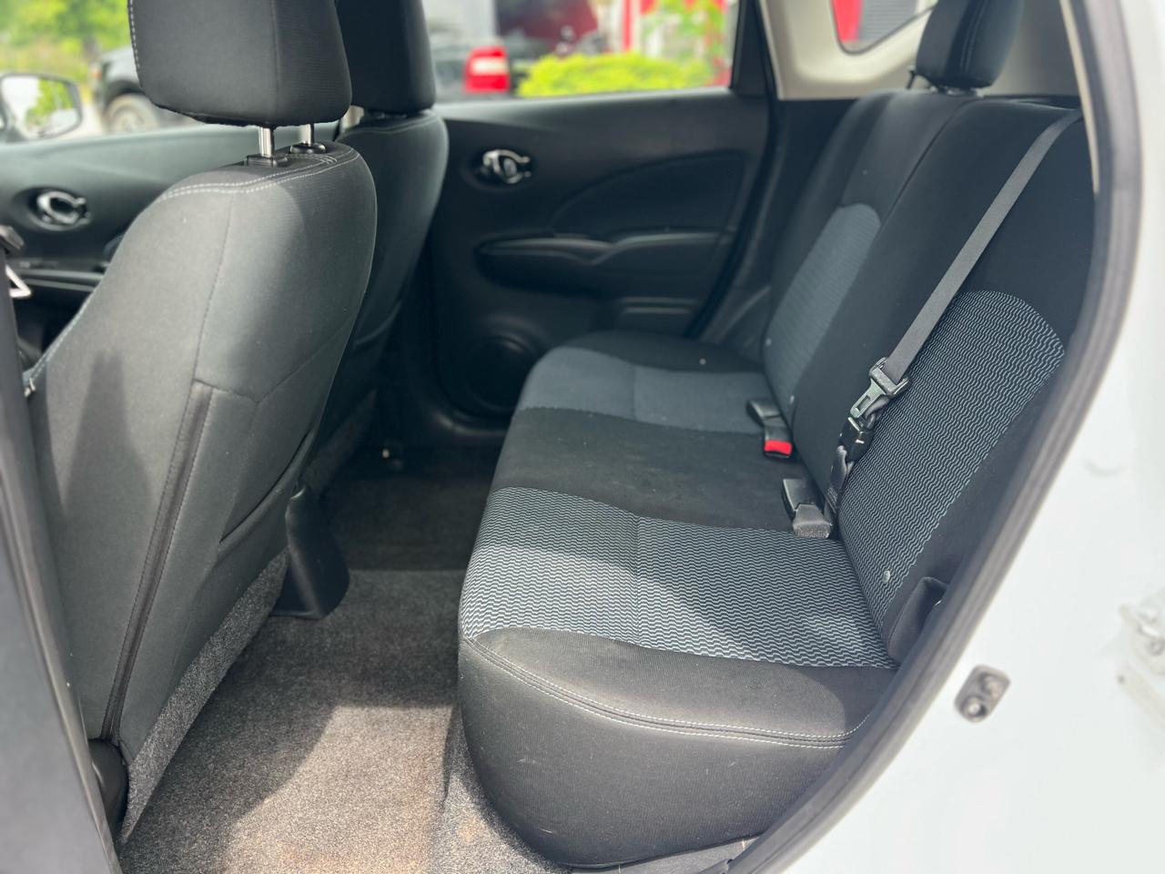 Nissan Versa Note 5dr HB CVT 1.6 SV 2015