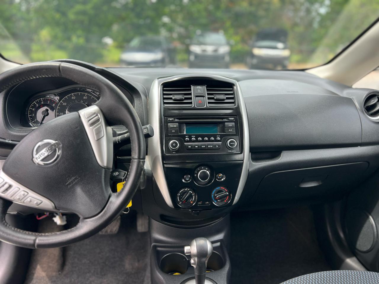 Nissan Versa Note 5dr HB CVT 1.6 SV 2015