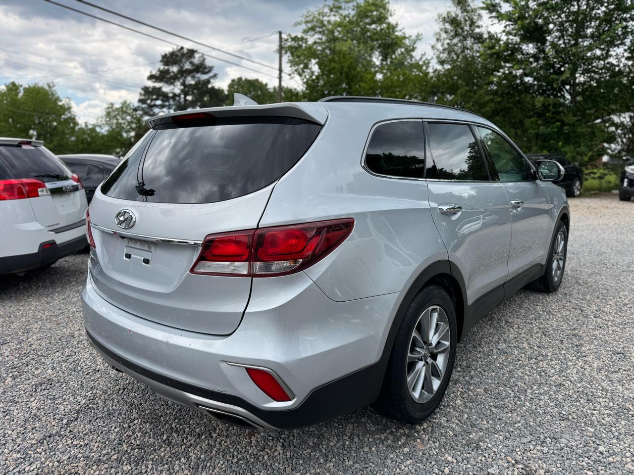 Hyundai Santa Fe SE 3.3L Auto 2017