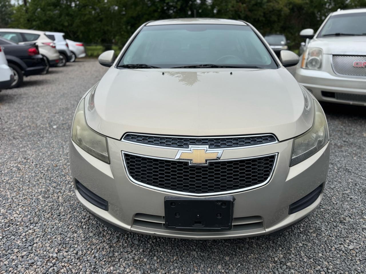 Chevrolet Cruze 4dr Sdn LT w/1LT 2011