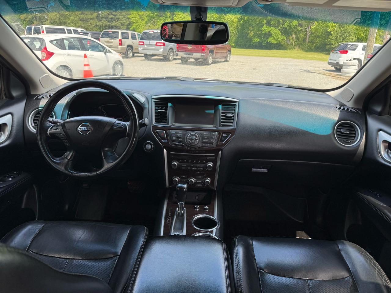 Nissan Pathfinder 4WD 4dr Platinum 2014