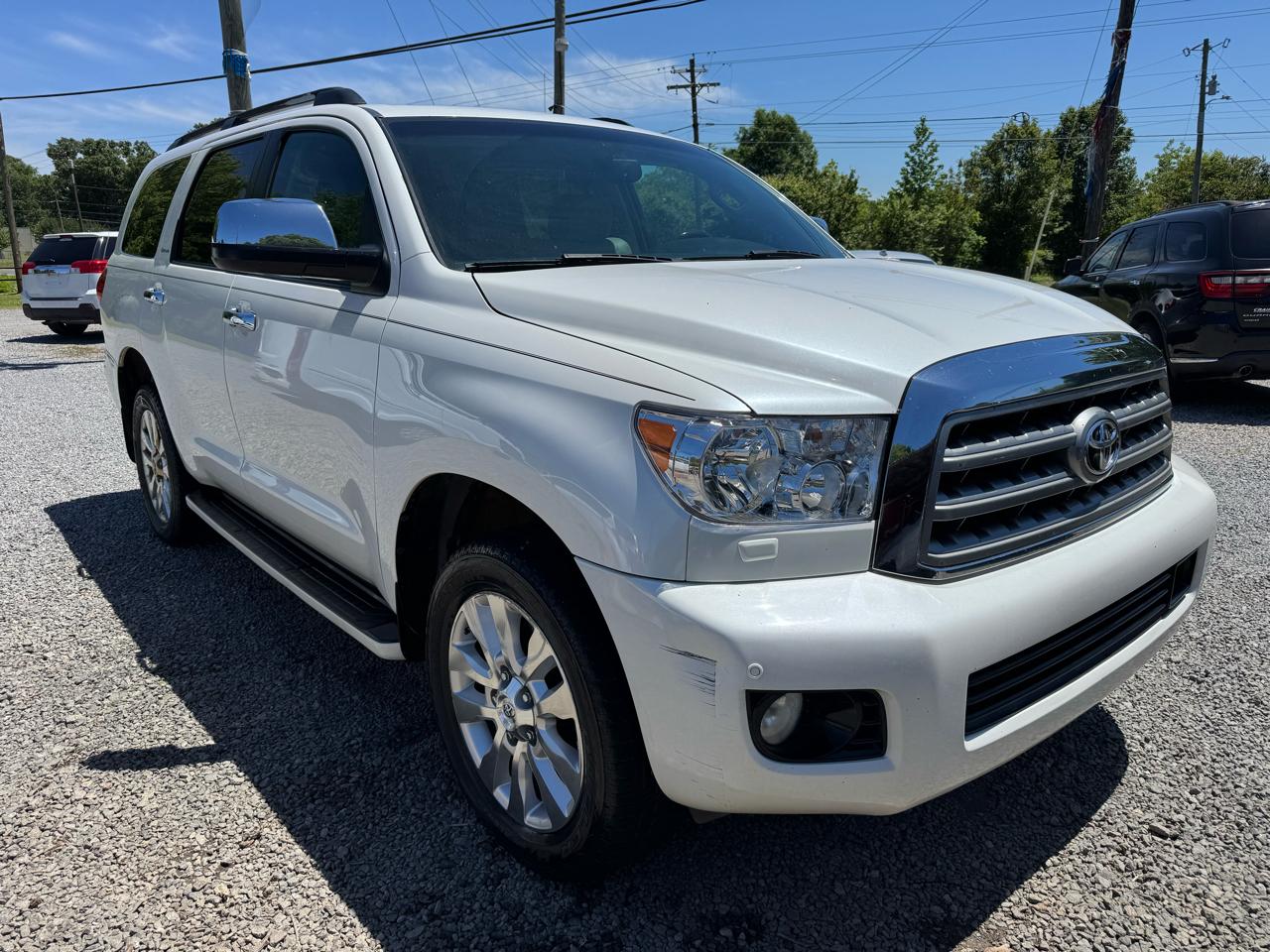 Toyota Sequoia 4WD LV8 FFV 6-Spd AT Platinum (Natl) 2011