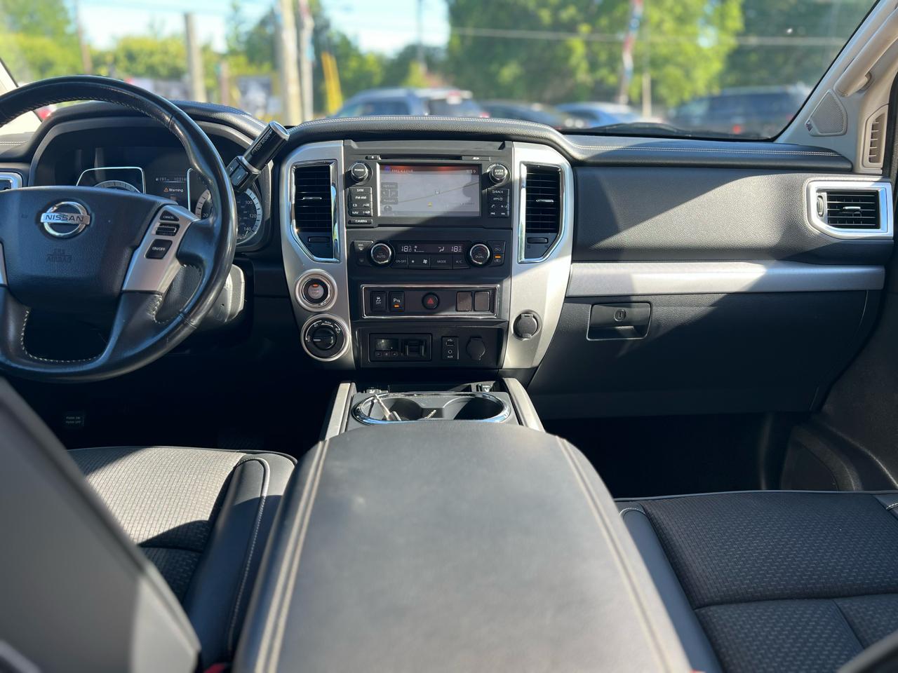 Nissan Titan XD 4WD Crew Cab Platinum Reserve Diesel 2016