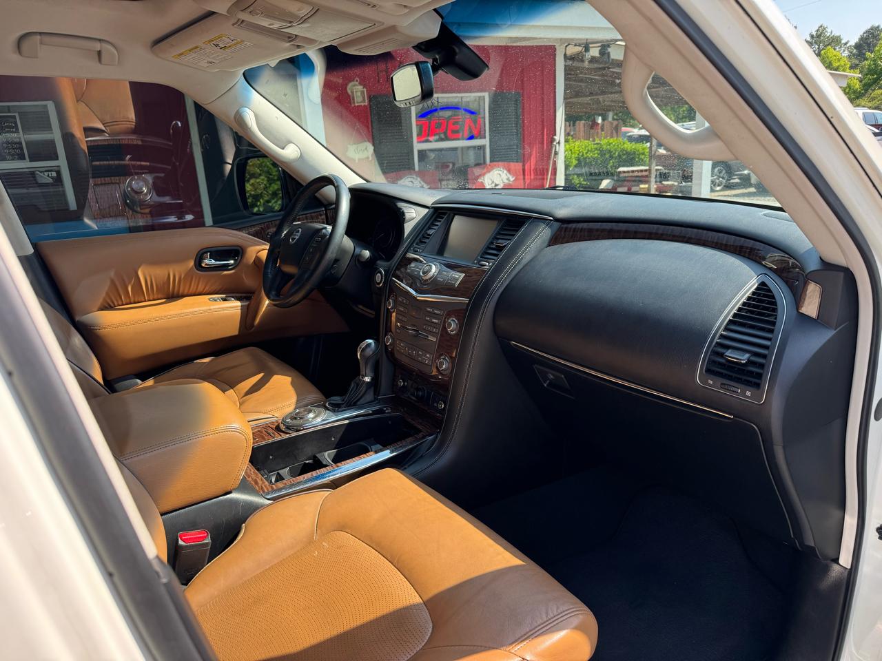 Nissan Armada 4x2 Platinum 2017