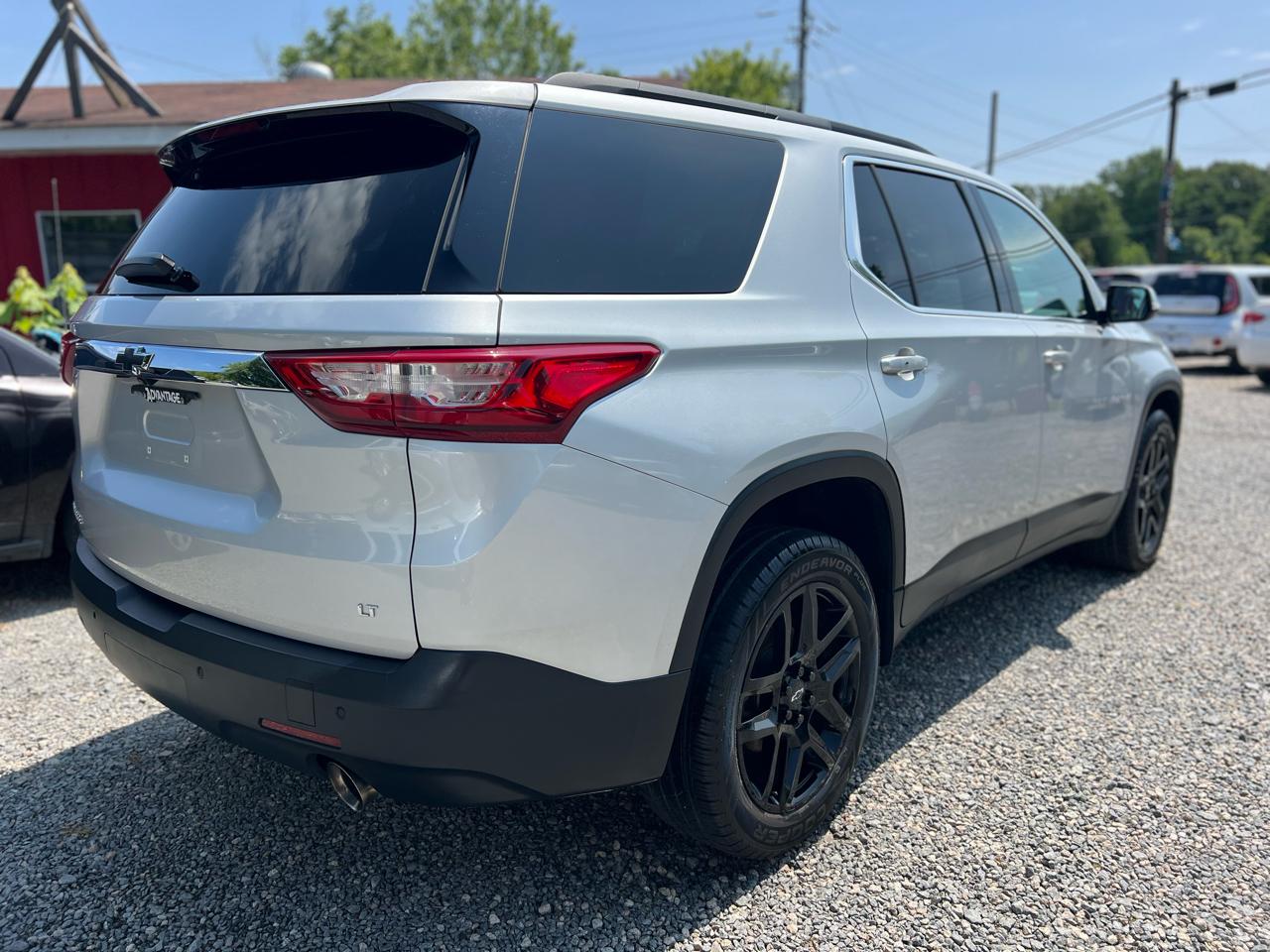 Chevrolet Traverse FWD 4dr LT Cloth w/1LT 2020