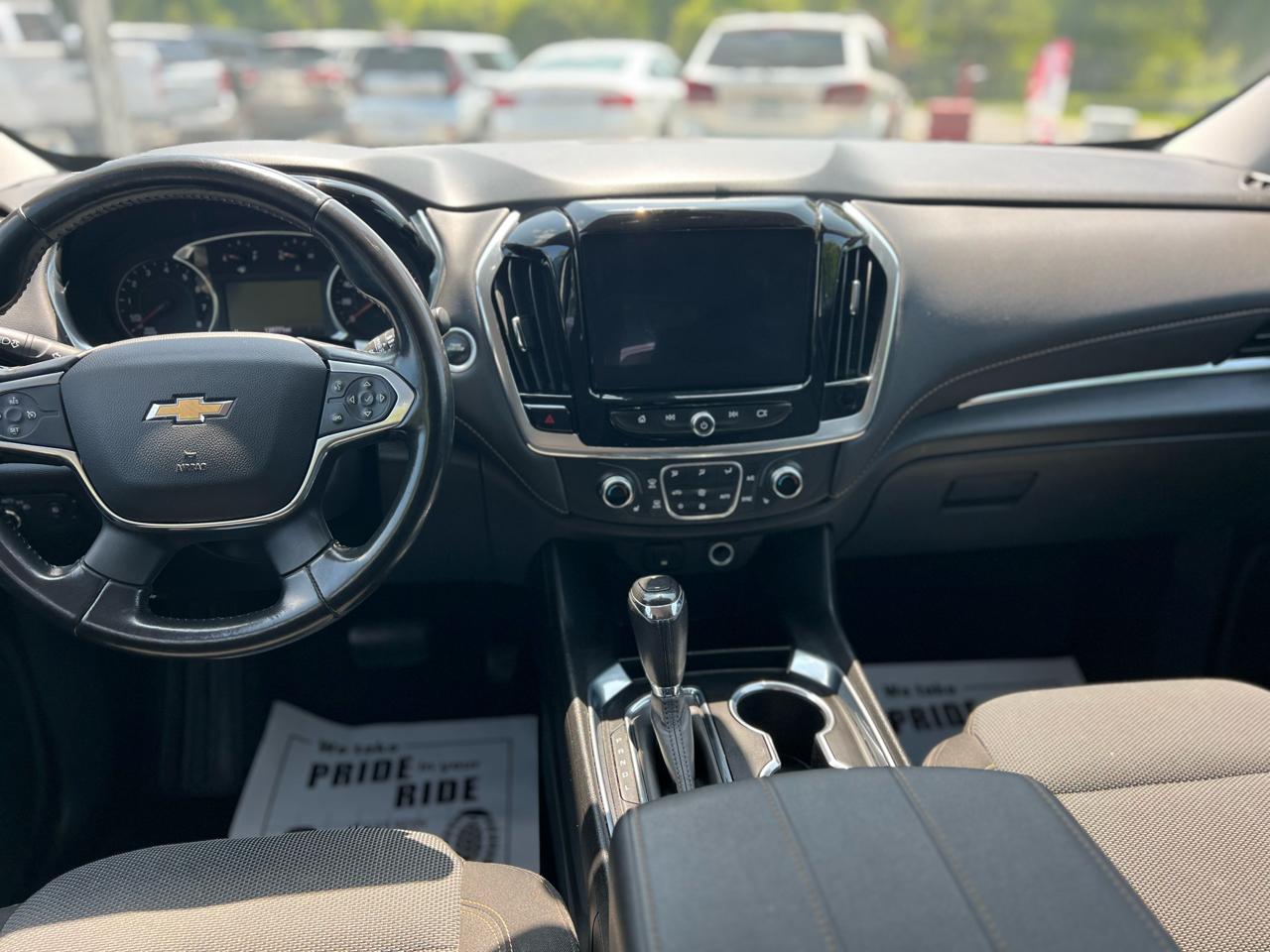 Chevrolet Traverse FWD 4dr LT Cloth w/1LT 2020