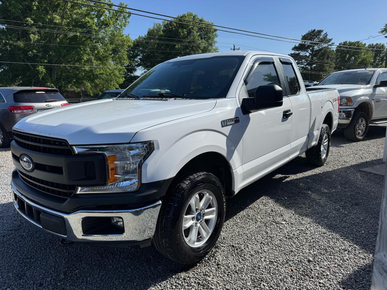 Ford F-150 Lariat 4WD SuperCab 8' Box 2018
