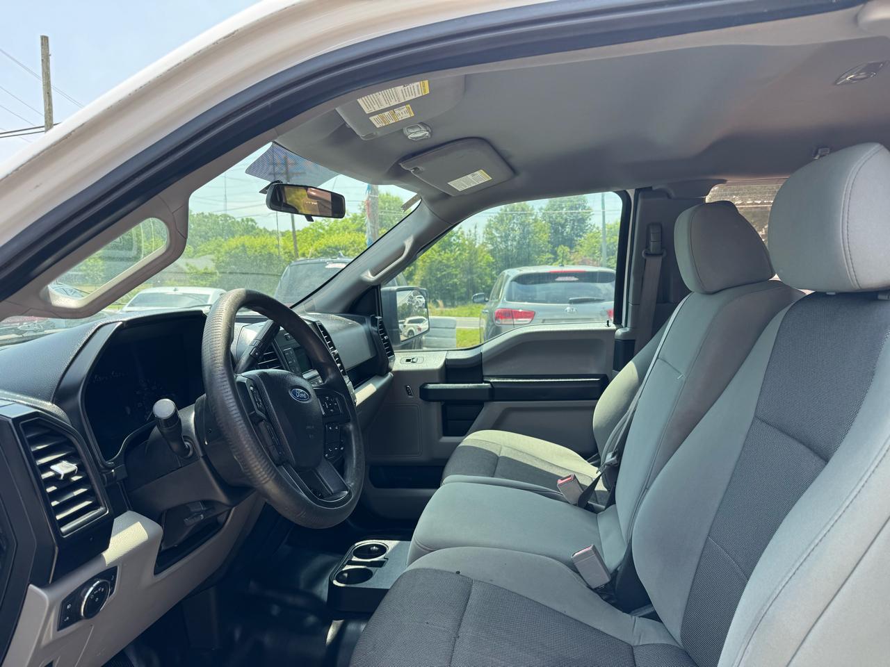Ford F-150 Lariat 4WD SuperCab 8' Box 2018