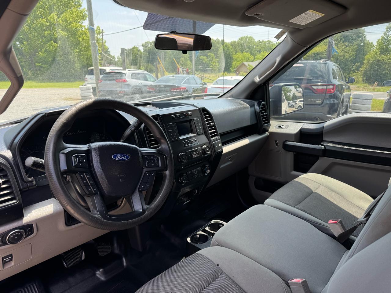 Ford F-150 Lariat 4WD SuperCab 8' Box 2018