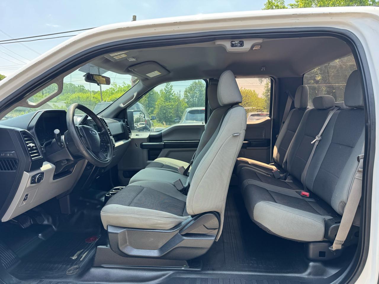 Ford F-150 Lariat 4WD SuperCab 8' Box 2018