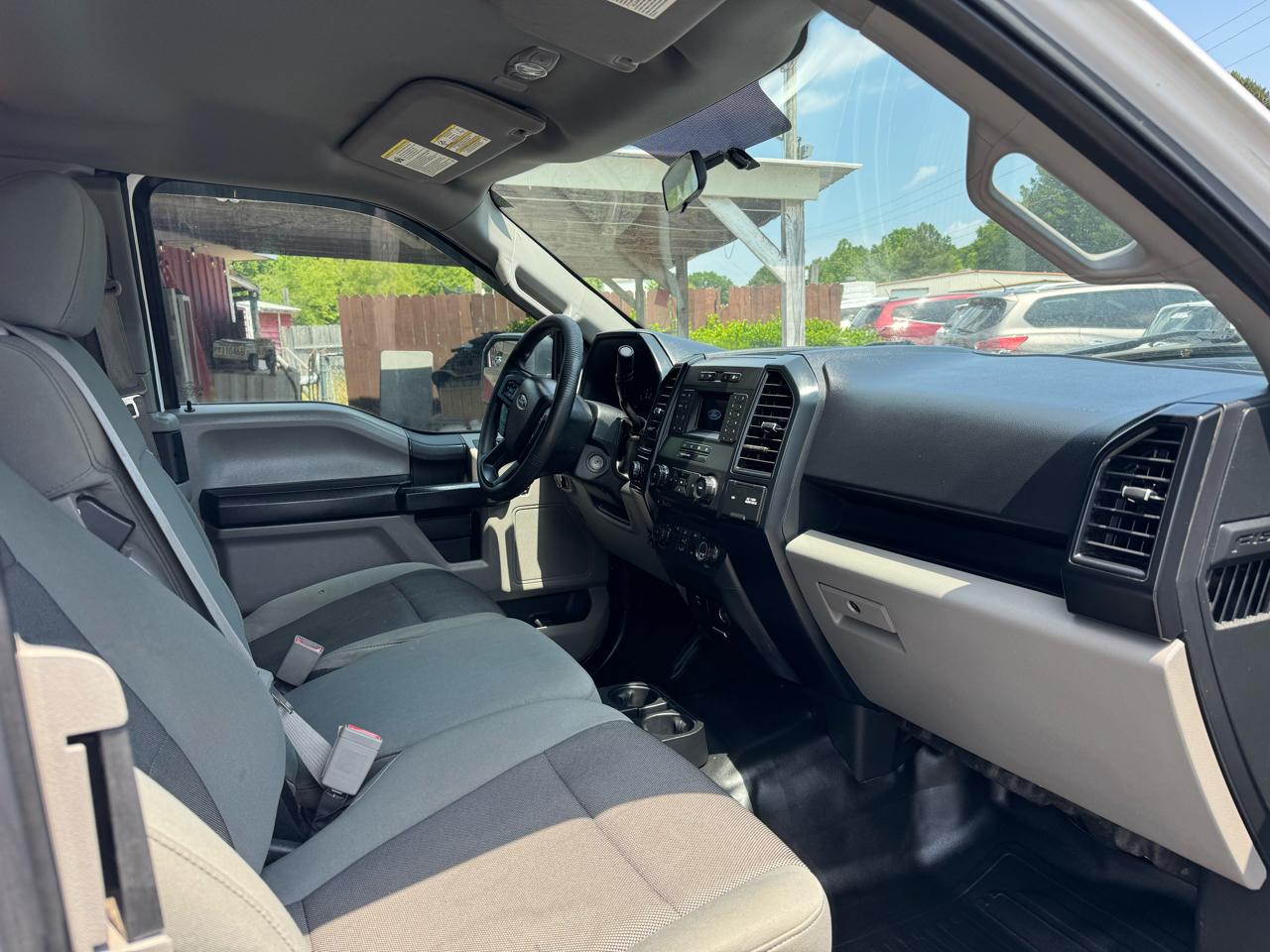 Ford F-150 Lariat 4WD SuperCab 8' Box 2018