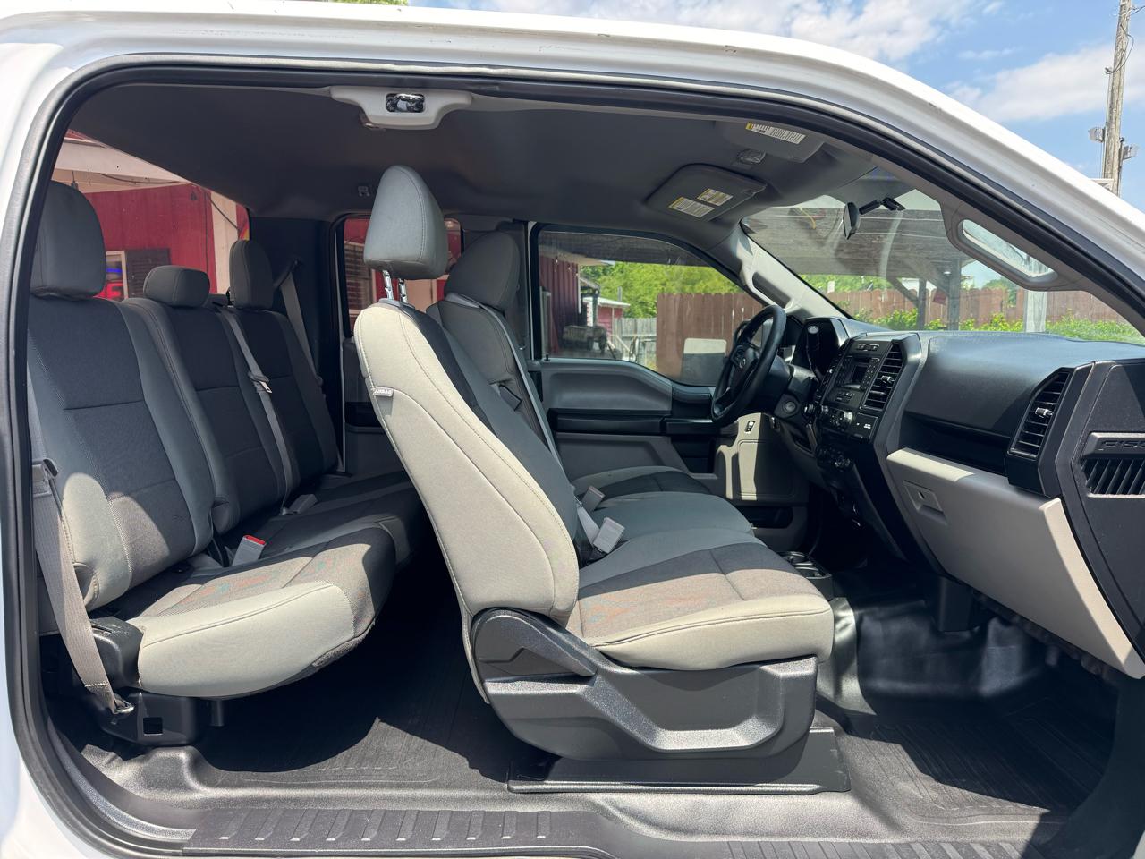 Ford F-150 Lariat 4WD SuperCab 8' Box 2018