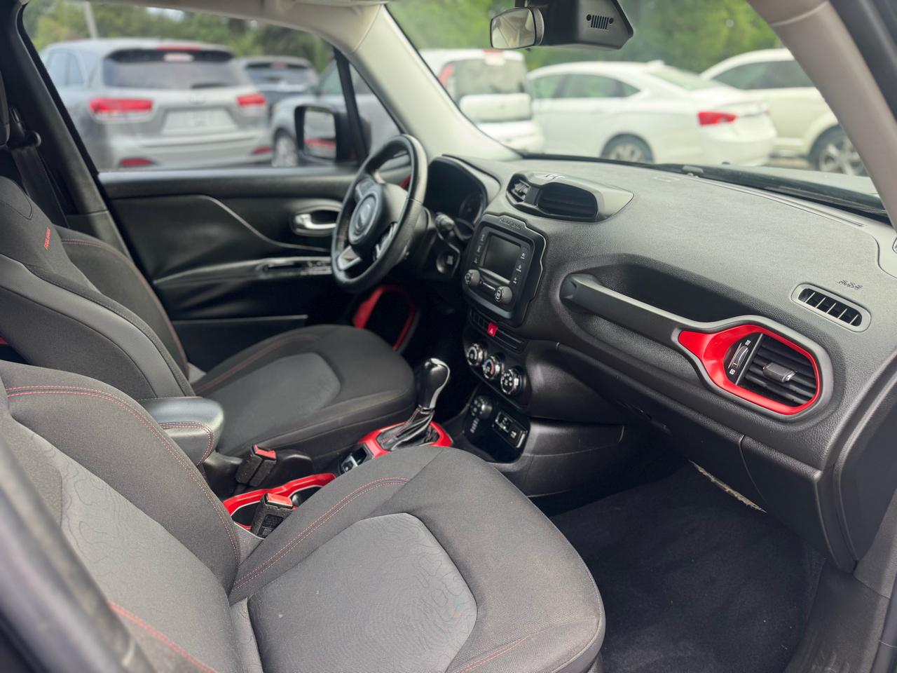Jeep Renegade 4WD 4dr Trailhawk 2015
