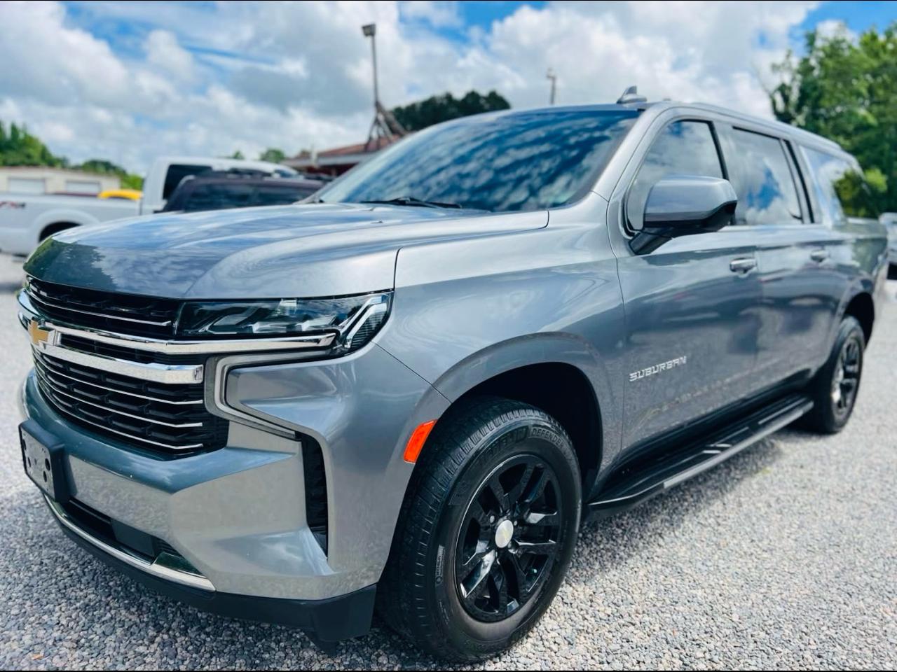 2021 Chevrolet Suburban 2WD 4dr LT
