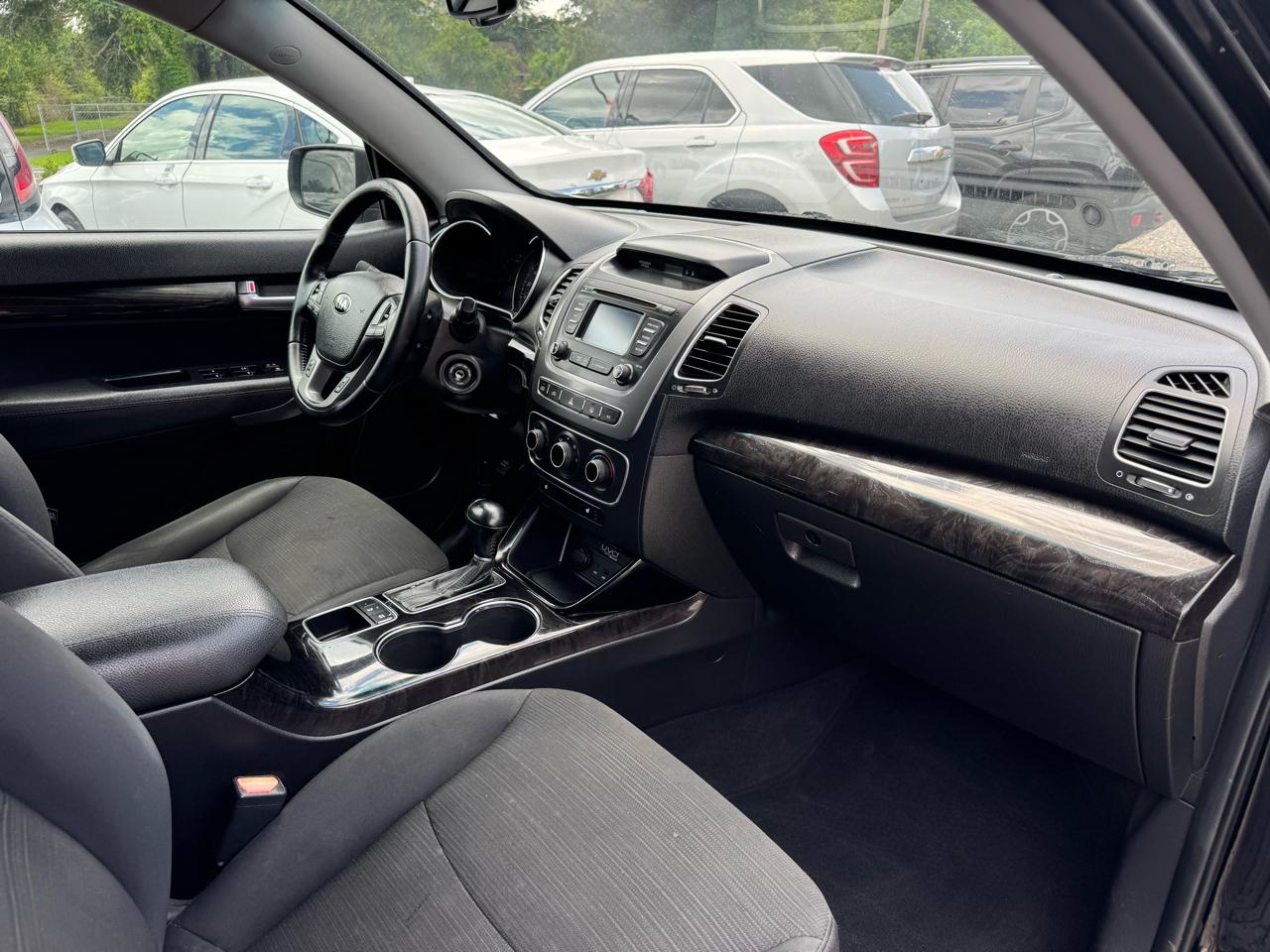 Kia Sorento 2WD 4dr I4 LX 2014