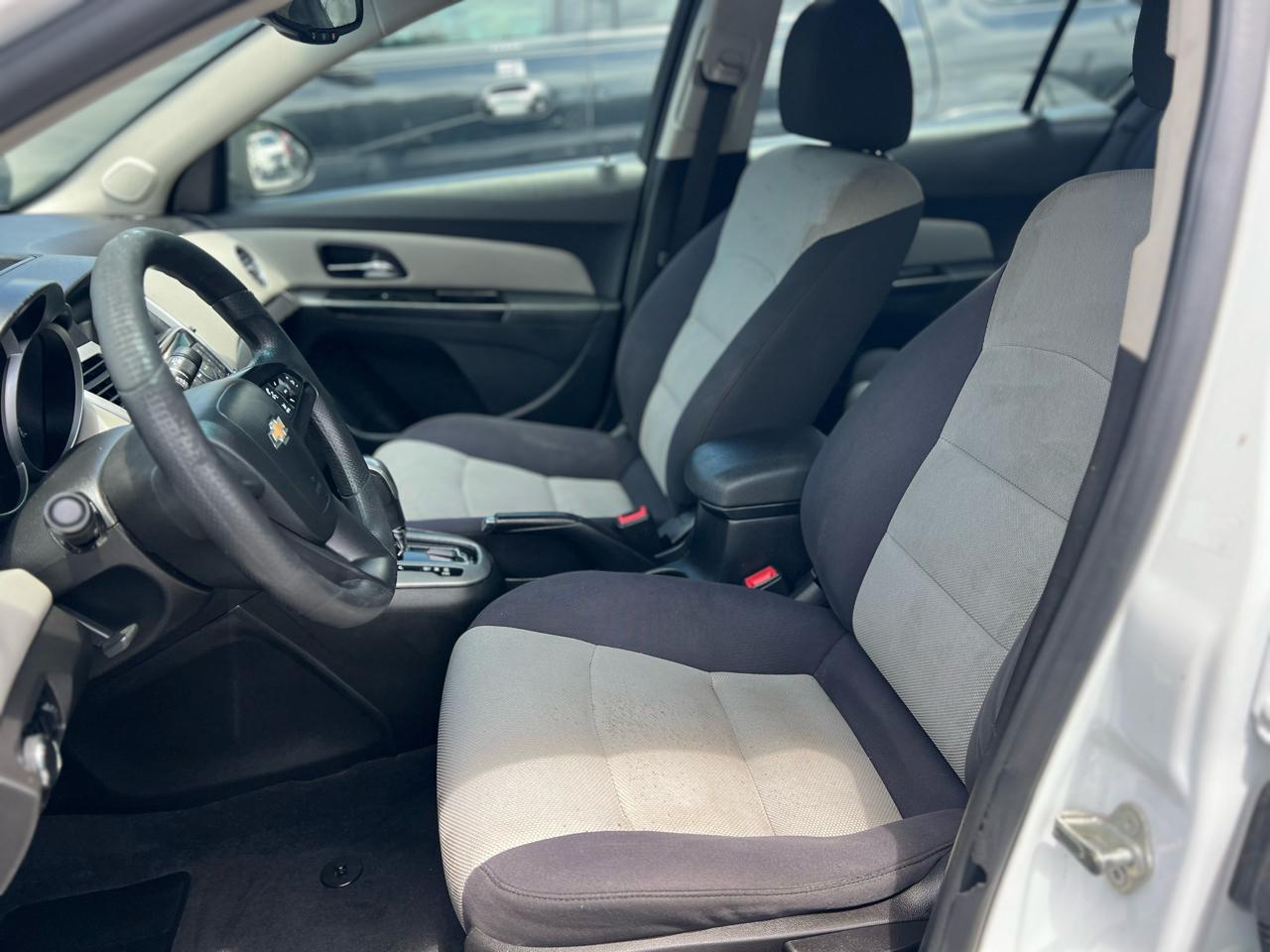 Chevrolet Cruze 4dr Sdn Auto LS 2014
