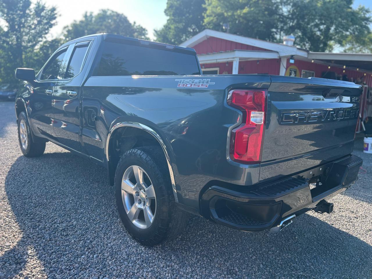Chevrolet Silverado 1500 4WD Double Cab 147" Custom Trail Boss 2019