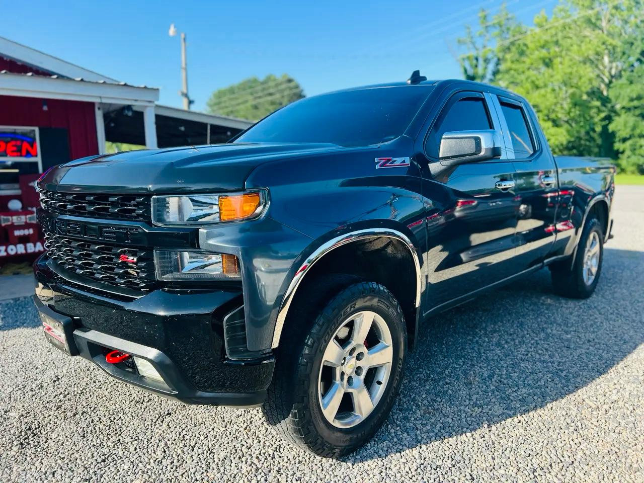 2019 Chevrolet Silverado 1500 4WD Double Cab 147" Custom Trail Boss