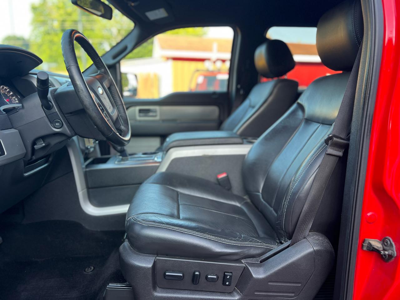 Ford F-150 4WD SuperCrew 145" FX4 2014