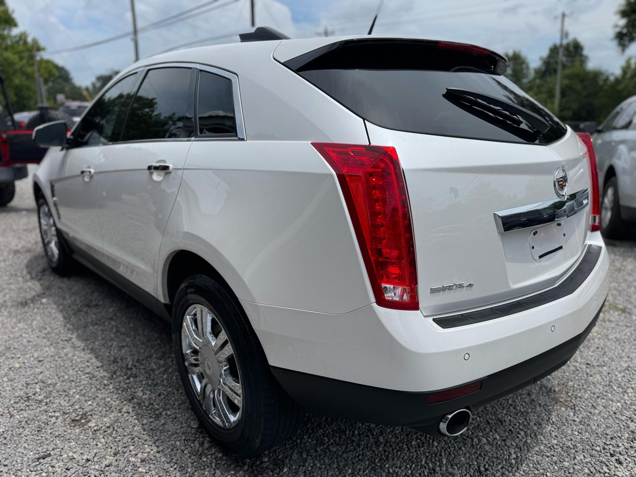 Cadillac SRX AWD 4dr Luxury Collection 2010