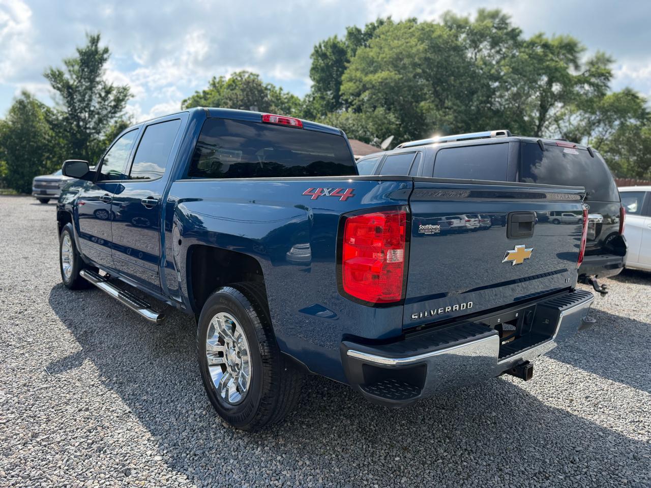 Chevrolet Silverado 1500 4WD Crew Cab 143.5" LT w/1LT 2018