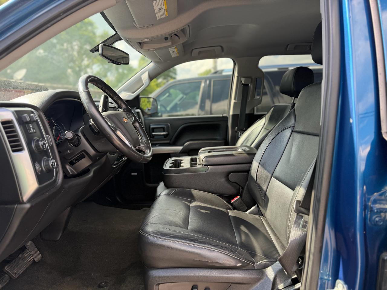 Chevrolet Silverado 1500 4WD Crew Cab 143.5" LT w/1LT 2018