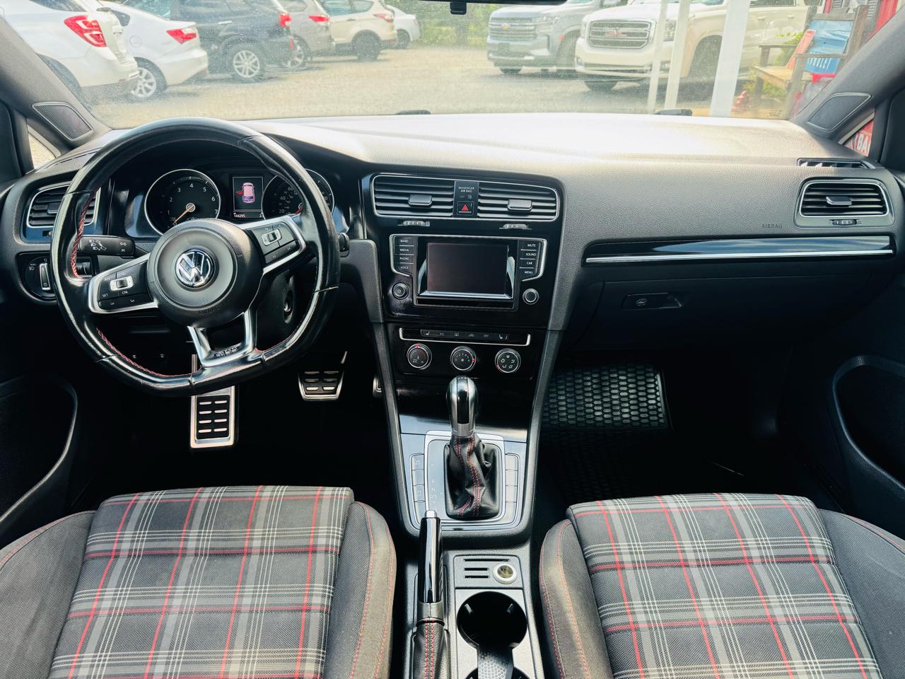 Volkswagen Golf GTI 4dr HB DSG Autobahn 2015