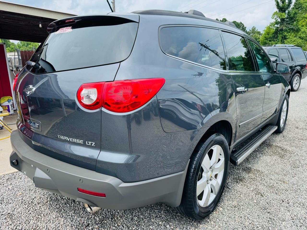 Chevrolet Traverse FWD 4dr LTZ 2012