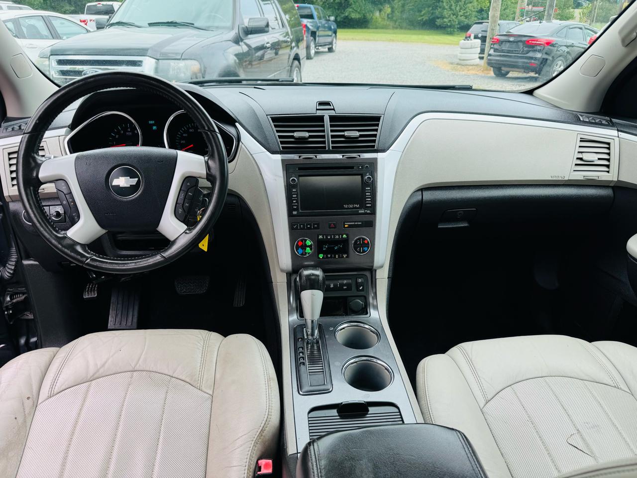 Chevrolet Traverse FWD 4dr LTZ 2012