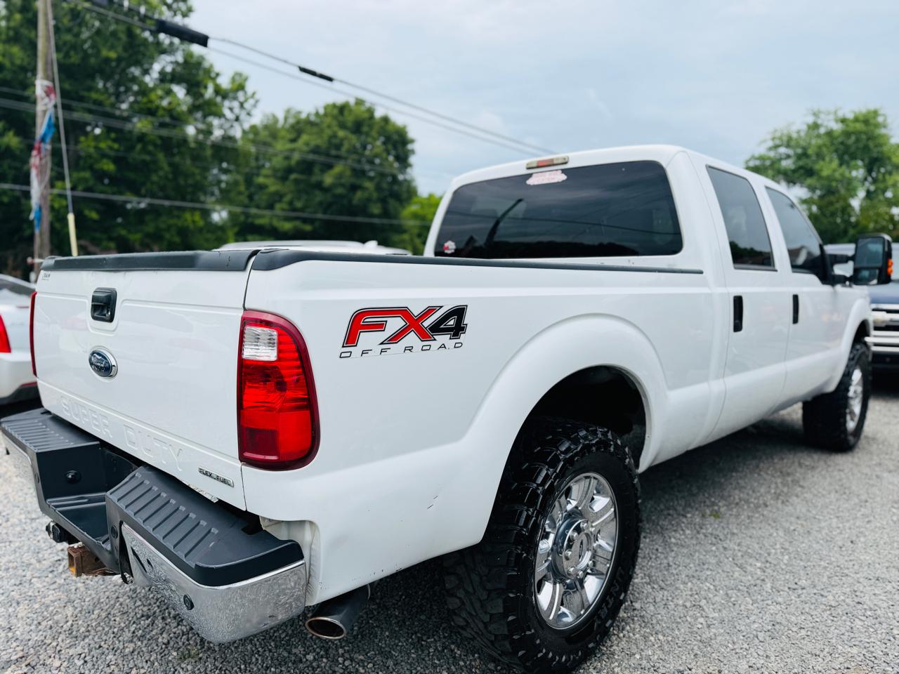 Ford Super Duty F-250 SRW 4WD Crew Cab 172" Platinum 2016