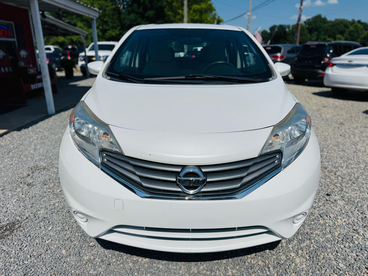 Nissan Versa Note 5dr HB CVT 1.6 SV 2016