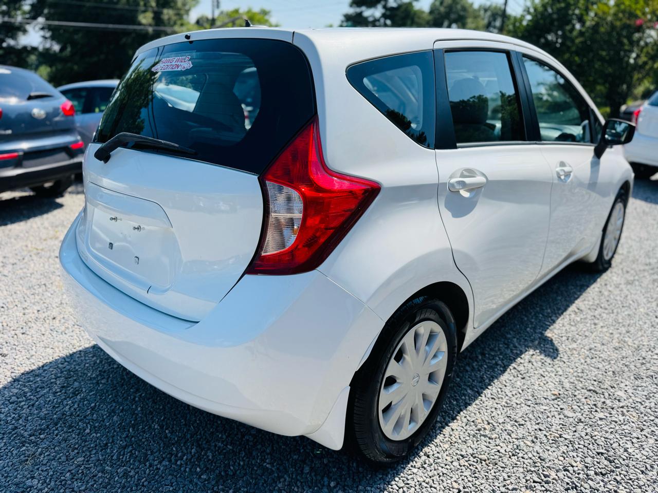 Nissan Versa Note 5dr HB CVT 1.6 SV 2016