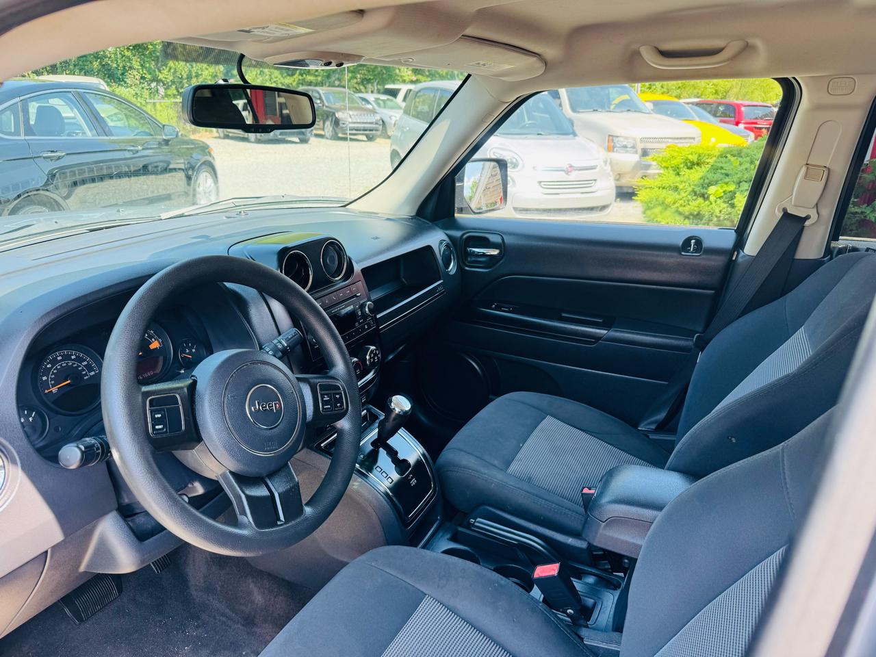 Jeep Patriot FWD 4dr Sport 2016