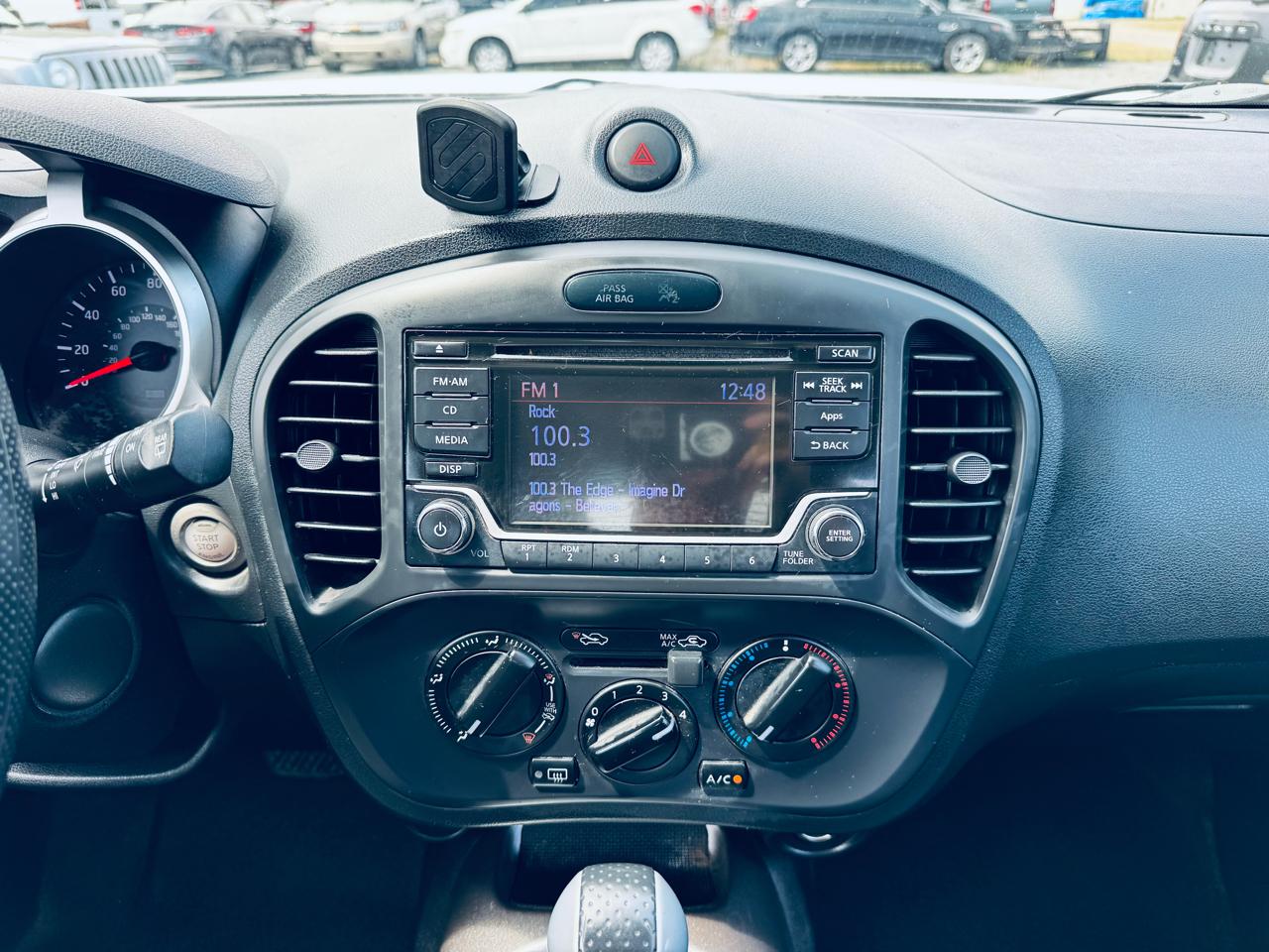 Nissan Juke 5dr Wgn CVT S FWD 2015