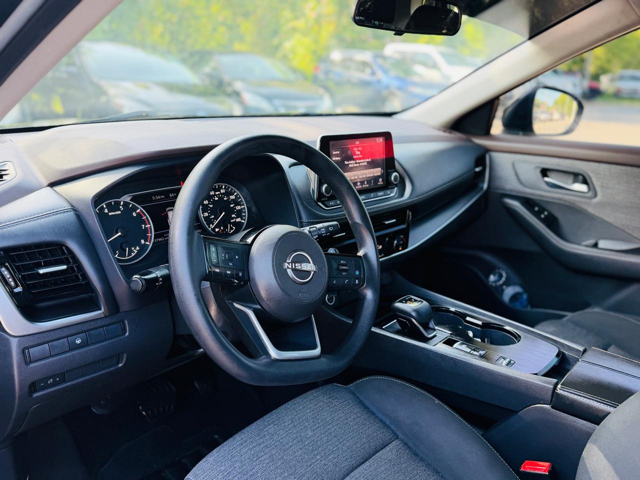 Nissan Rogue FWD SV *Ltd Avail* 2023