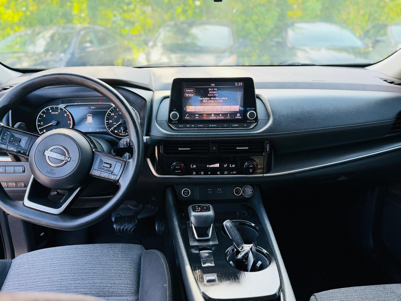 Nissan Rogue FWD SV *Ltd Avail* 2023