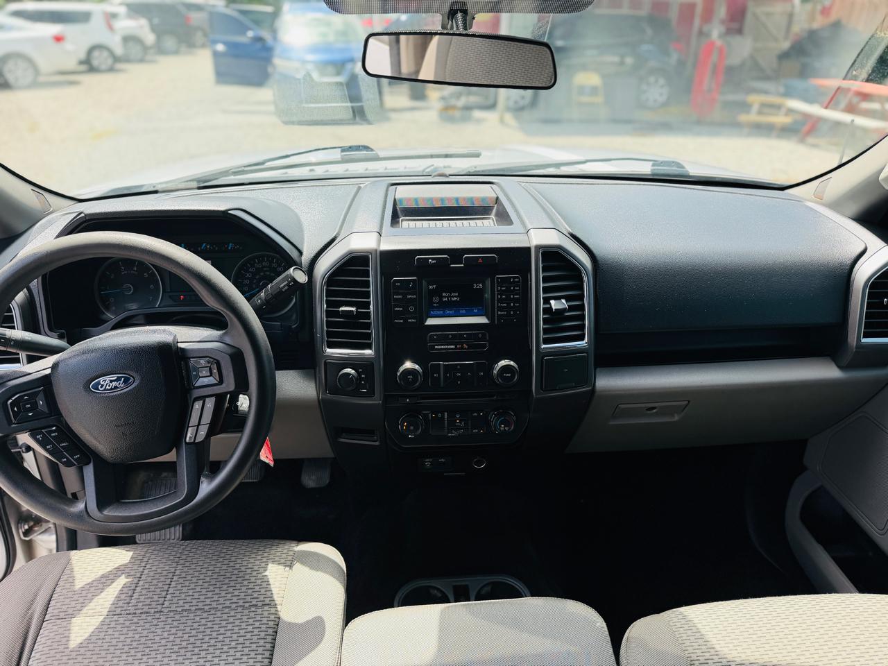Ford F-150 4WD SuperCrew 145" King Ranch 2015