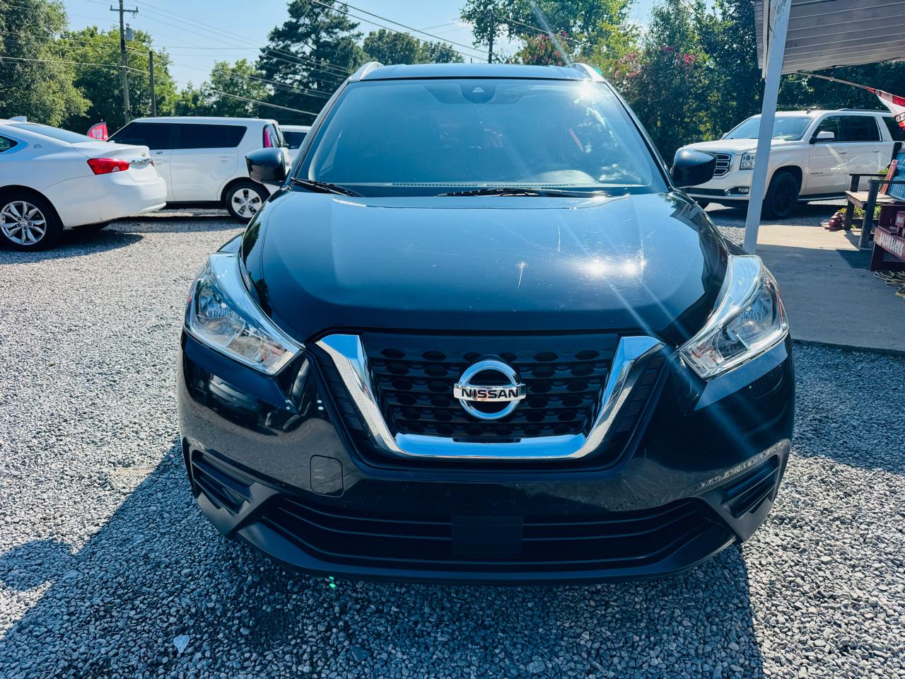 Nissan Kicks SV FWD 2020