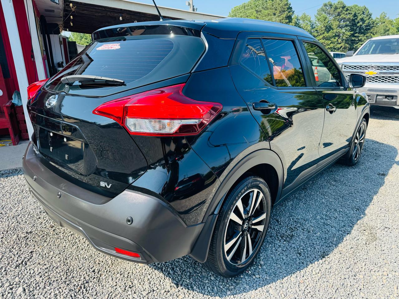 Nissan Kicks SV FWD 2020