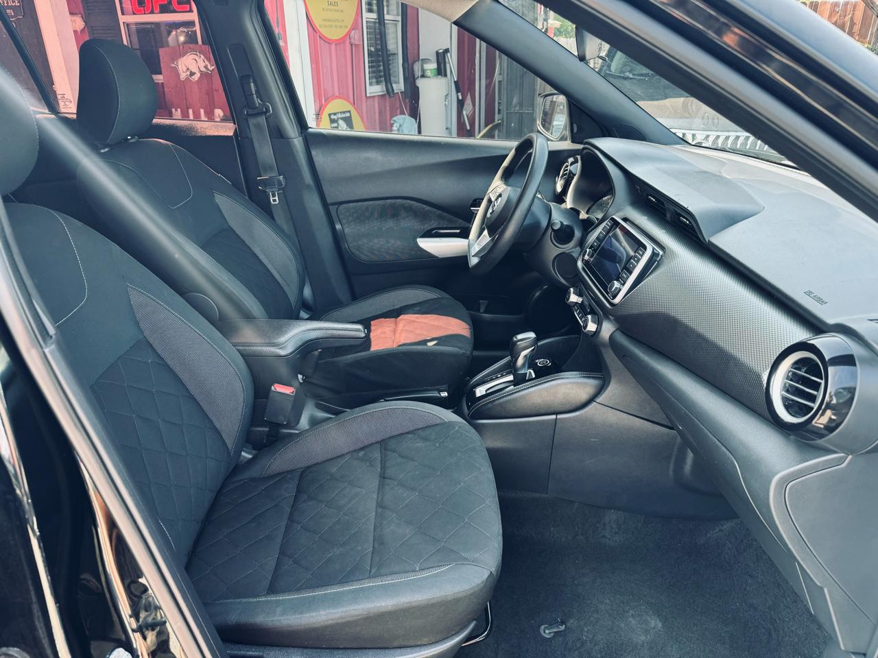 Nissan Kicks SV FWD 2020