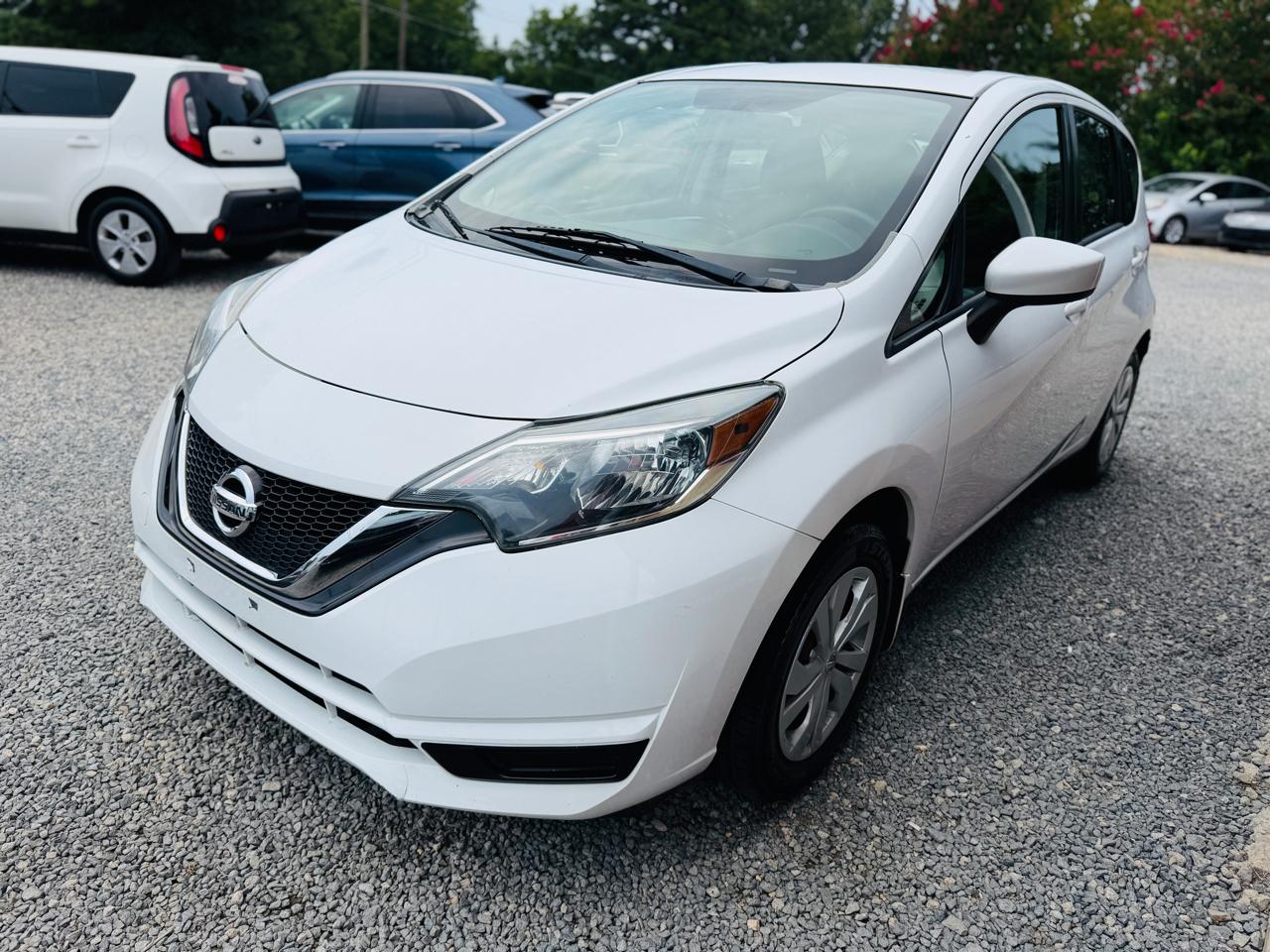 Nissan Versa Note SV CVT 2018